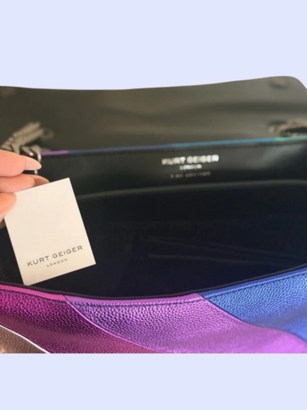 XLKurt Geiger Multicolor Diagonal Stripe Leather Shoulder Bag with Peacock Clasp